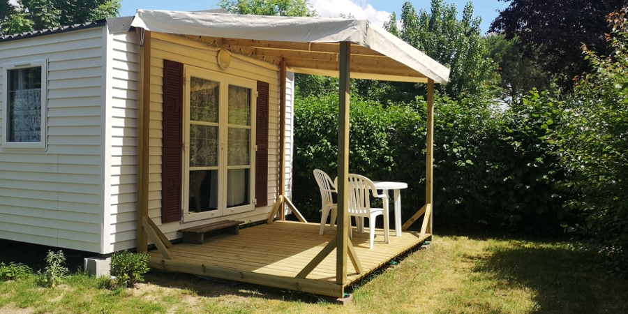 Salon de jardin pour terrasse bois mobil-home